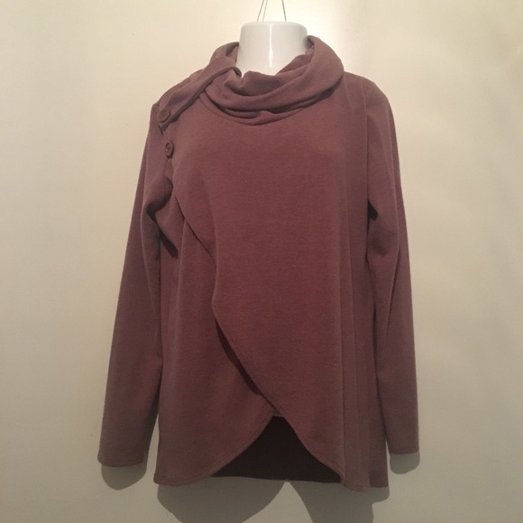 Bellamie Sweaters - Bellamie cowl neck tiered sweater. Large